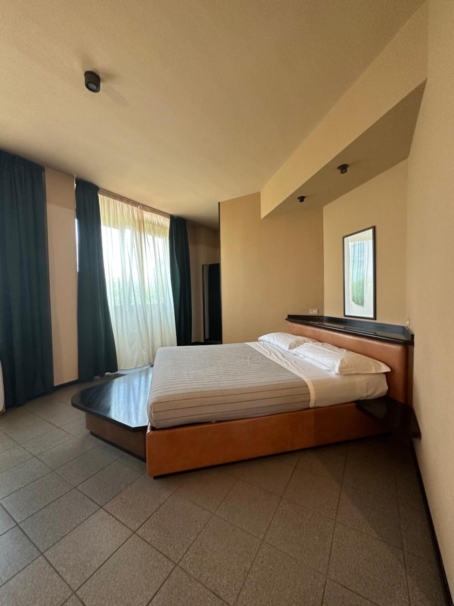 Hotel Griselda Saluzzo Exterior photo